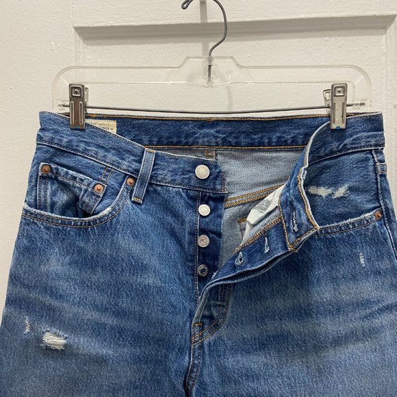 Levis 501 Original Fit Jeans with button fly - Picture 6 of 10